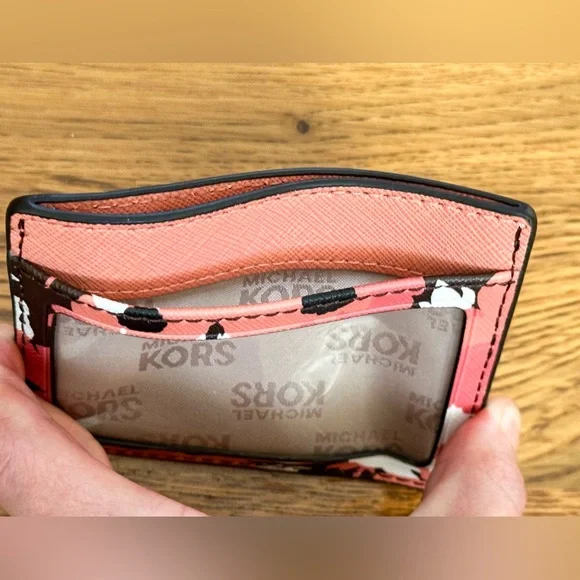 MK by Michael Kors Floral Card Holder - Picture 6 of 8